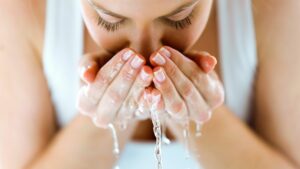 Read more about the article 7 Best Face Wash For Acne And Pimples In 2018