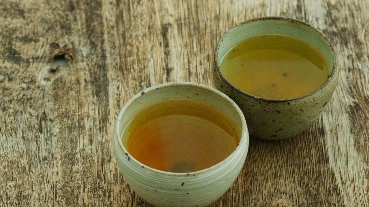 You are currently viewing How to Use Green Tea on Your Face for Maximum Beauty Benefits