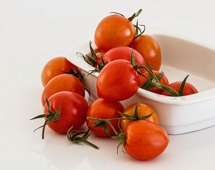 tomato for dark or black neck