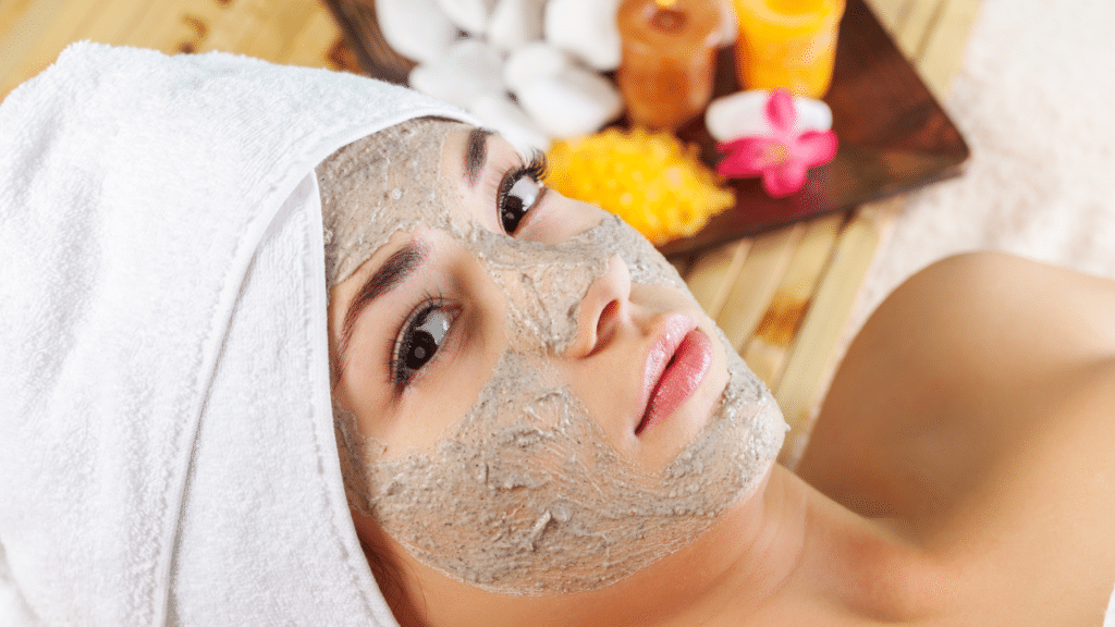 Cooling face mask for summer