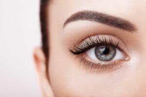 Remedies to grow eyelashes