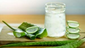 Benefits of Aloe Vera on Face Overnight