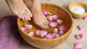 Read more about the article Benefits of Keeping Feet Under Warm Water