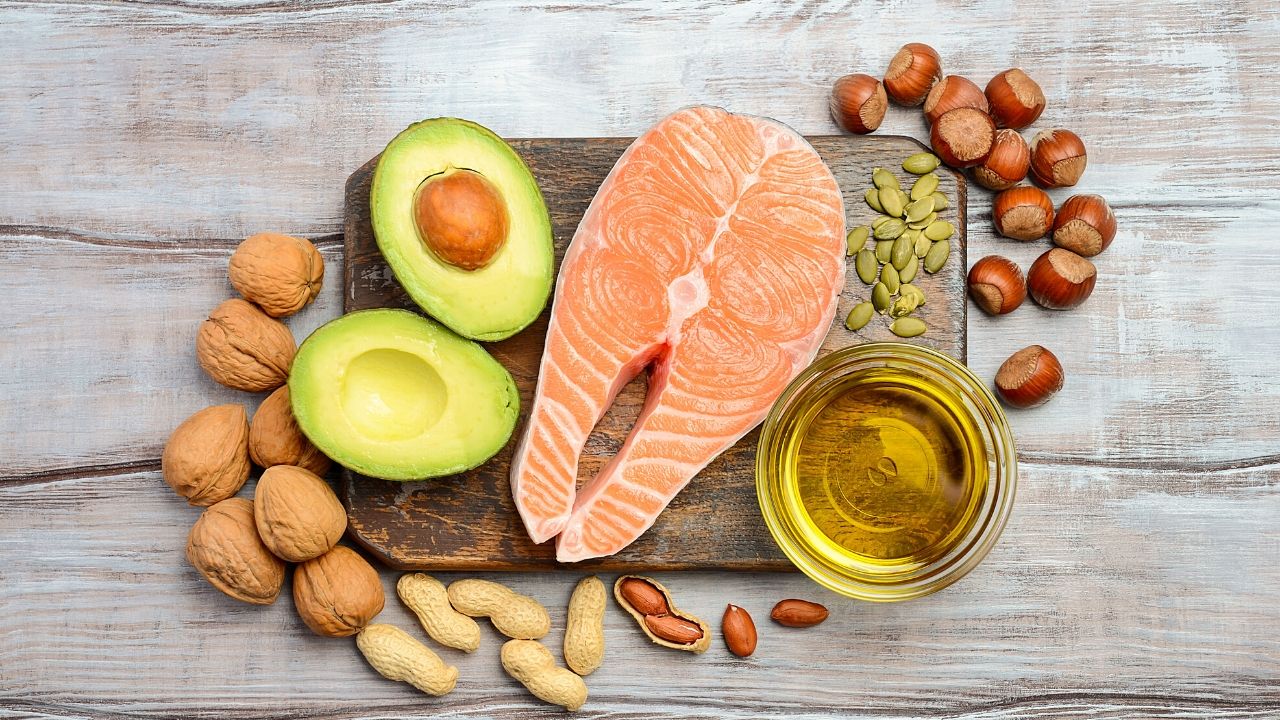 Read more about the article 8 High Fats Food: Which Keeps You Fit & Healthy